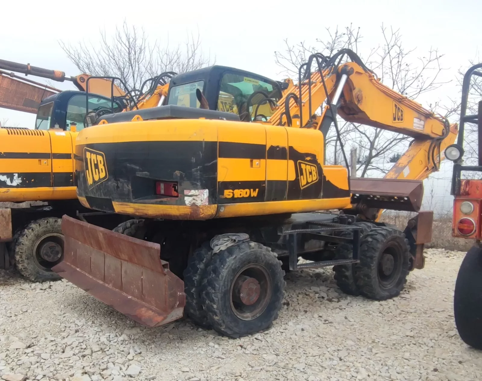 JCB 160W