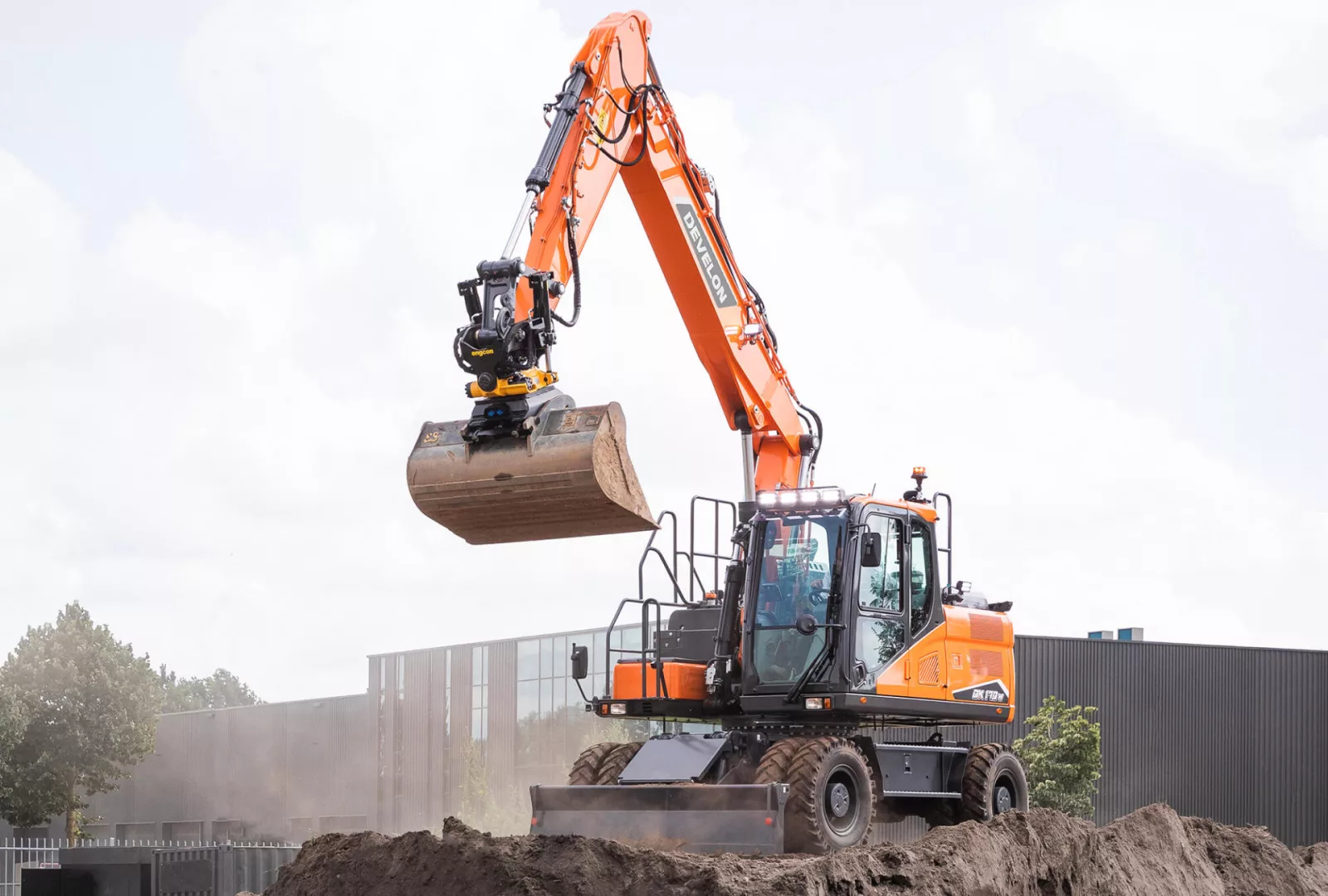 Doosan DX170